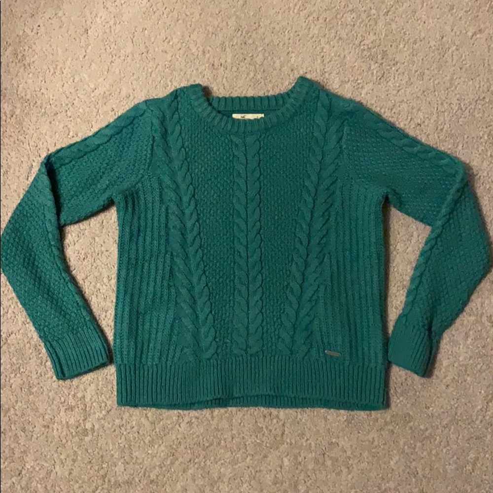 Hollister sweater